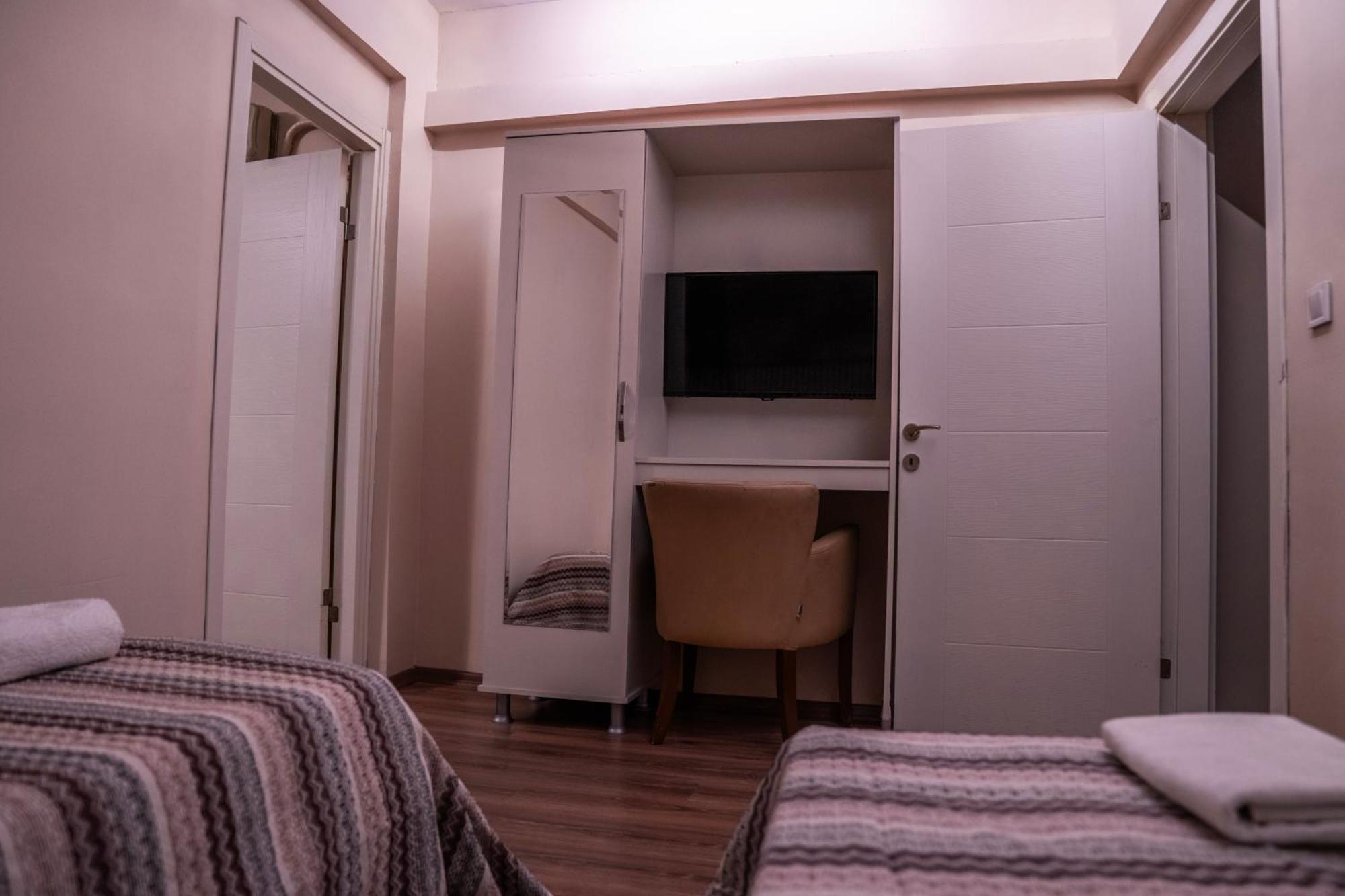 Pera Imperium Taksim Hotel Istanbul Exterior photo
